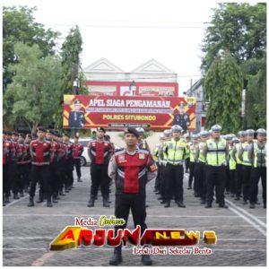 Terjunkan Ratusan Personel Amankan Malam Tahun Baru 2025, Polres Situbondo Larang Konvoi Kendaraan