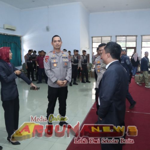 Kapolres Situbondo Pantau Rapat Pleno Rekapitulasi Penghitungan Suara oleh KPU