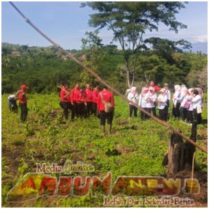 Laksanakan PBG Oleh Perum Perhutani KPH Bondowoso Bersama Stakeholder Guna Percepatan Reboisasi