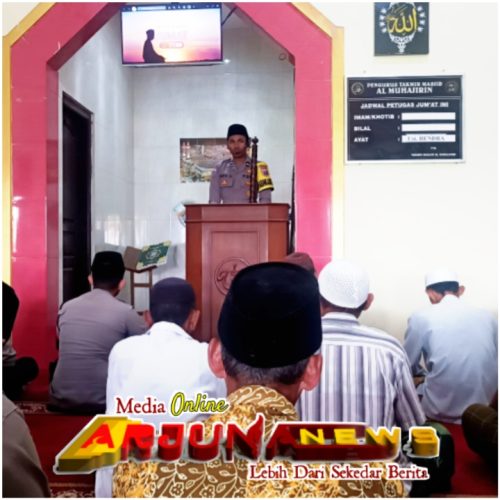 Gelar Jumat Curhat, Satbinmas Polres Situbondo Ajak Masyarakat Ciptakan Kamtibmas Aman Pasca Pilkada dan Saat Nataru