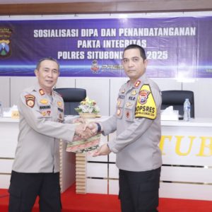 Kapolres Situbondo Pimpin Sosialisasi DIPA TA. 2025 dan Penandatanganan Pakta Integritas