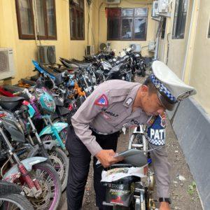 Polres Situbondo Tindak Tegas Balap Liar, Belasan Motor Diamankan