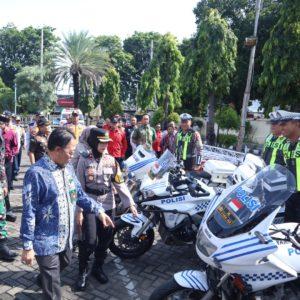 Apel Pasukan Operasi Ketupat Semeru 2025, Polres Situbondo Terjunkan 400 Personel Gabungan dan Siapkan 5 Pos Pelayanan Mudik