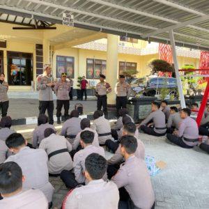 Kapolres Situbondo Tinjau Latihan Dalmas, Tekankan Satu Komando dan Pendekatan Humanis