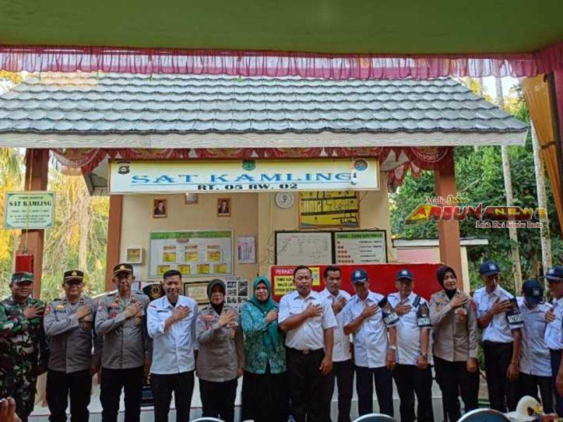 Tiga Pilar Keamanan Wilayah Hukum Kecamatan Sanga Desa Raih Penghargaan Terbaik Pos Simkamling