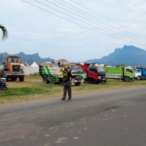 Hasil Urugan & Sirtu Normalisasi di Desa Klatakan Bebas Untuk Diambil Siapapun