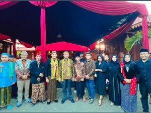 Bupati Bondowoso Kunjungi Pendopo KRT Kanjeng Raden Temenggung Irwan Krisdianto Cakradipuro Di Malam 1 Suro
