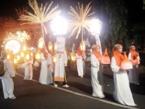 Kemeriahan Pawai Ribuan Lampion Di Malam 1 Suro, Padati Jalanan Situbondo
