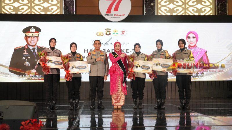 Polwan Polda Sumsel Terima Kejutan Hadiah Umrah di HUT ke-77